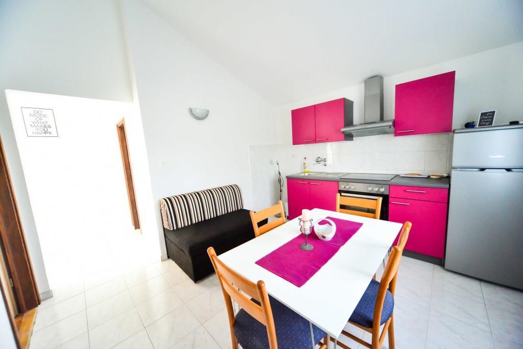 Apartments Valentina Petrcane Exterior photo
